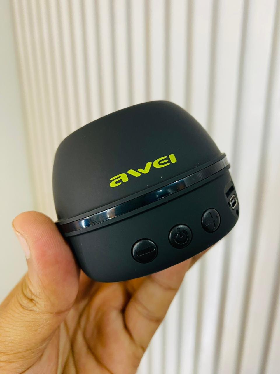 Awei KA53 Magnetic Mini Wireless Speaker